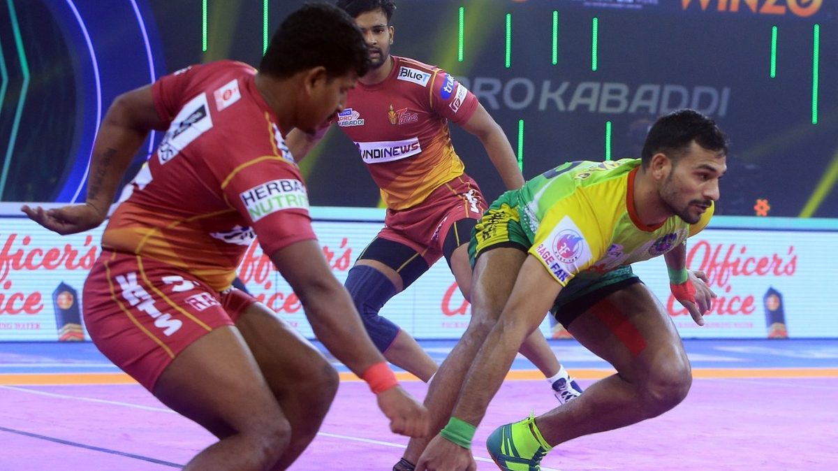 Sachin of Patna Pirates runs away with a point against Telugu Titans in Match 116 of VIVO Pro Kabaddi League Season 8