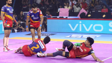 Match 39: U.P. Yoddha vs Bengaluru Bulls Match 39: U.P. Yoddha vs Bengaluru Bulls