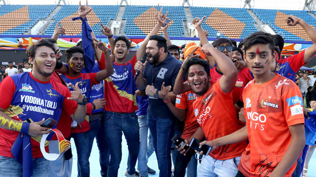 Fan Fest ft. Kanika Kapoor, Amit Trivedi and Darshan Raval Fan Fest ft. Kanika Kapoor, Amit Trivedi and Darshan Raval
