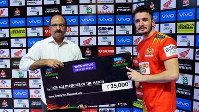 Match-100 Telugu Titans vs Gujarat Fortunegiants Match-100 Telugu Titans vs Gujarat Fortunegiants
