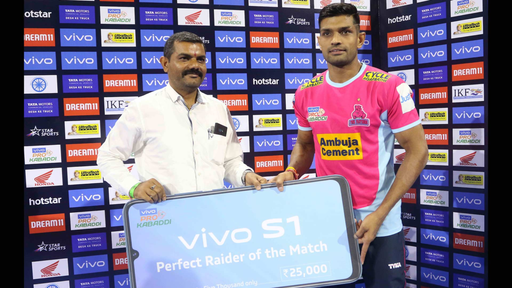 Match 18: Haryana Steelers vs Jaipur Pink Panthers Match 18: Haryana Steelers vs Jaipur Pink Panthers