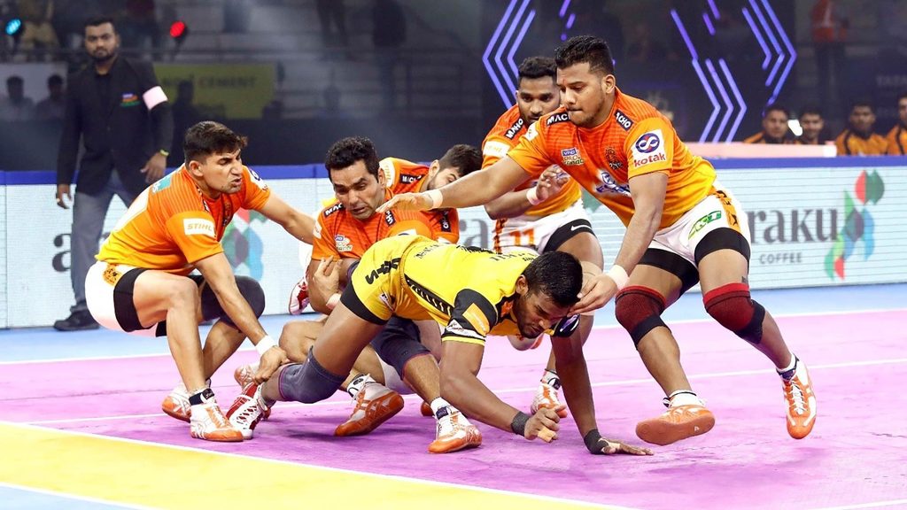 Puneri Paltan made a strong start and held on to beat Telugu Titans.