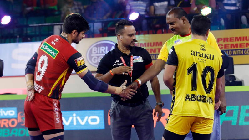 telugu titans jersey